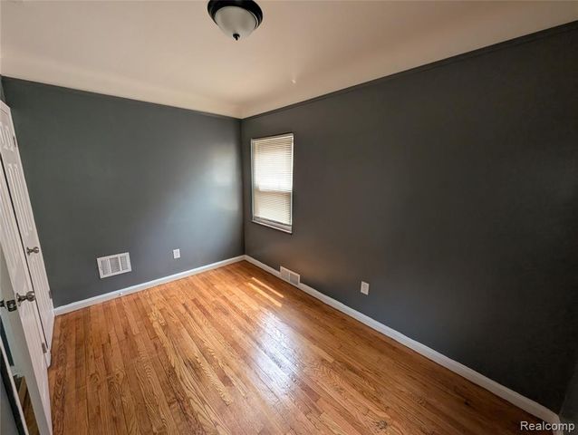 18631 Albion Street, Detroit, MI 48234