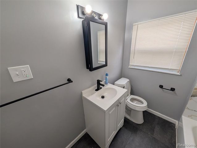 18631 Albion Street, Detroit, MI 48234