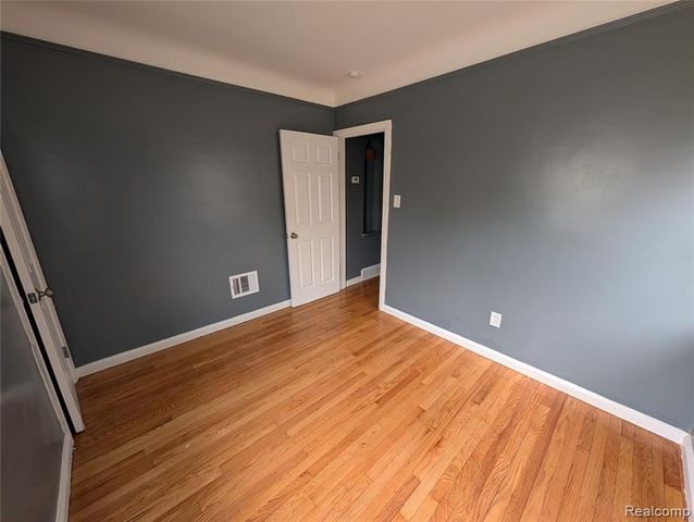 18631 Albion Street, Detroit, MI 48234