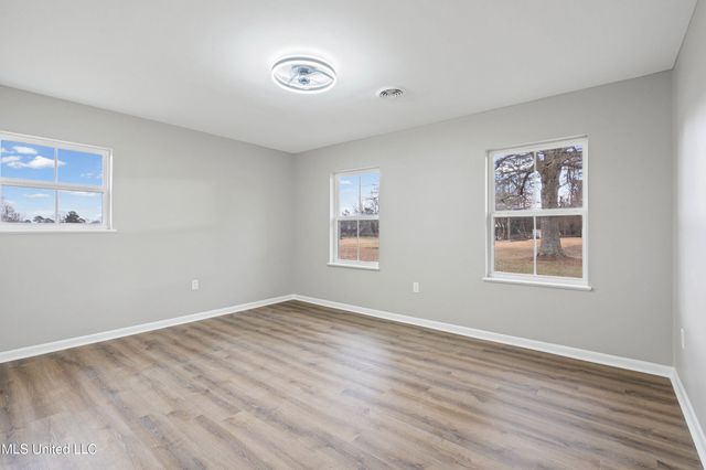 780 Salem Avenue, Holly Springs, MS 38635