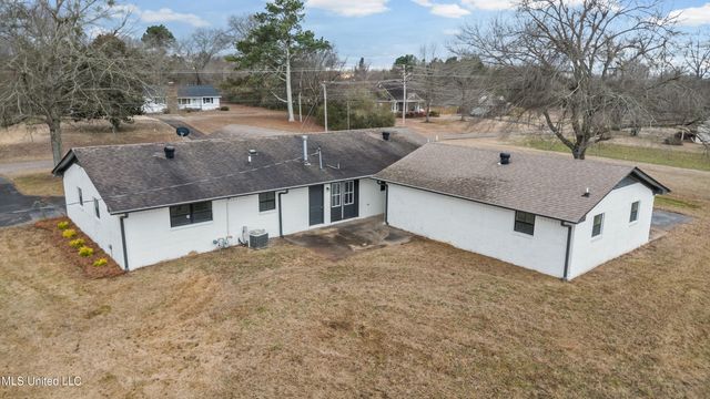 780 Salem Avenue, Holly Springs, MS 38635