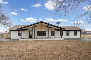 780 Salem Avenue, Holly Springs, MS 38635