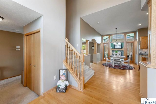 14879 Brenner Ct, Rosemount, MN 55068