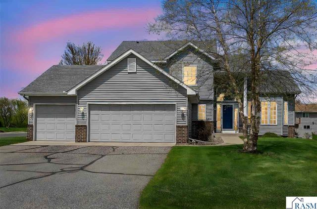 14879 Brenner Ct, Rosemount, MN 55068