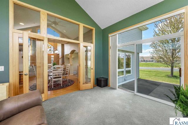 14879 Brenner Ct, Rosemount, MN 55068