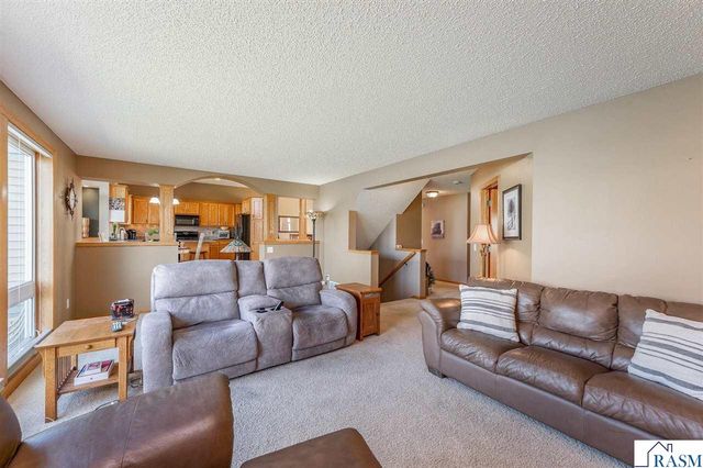 14879 Brenner Ct, Rosemount, MN 55068