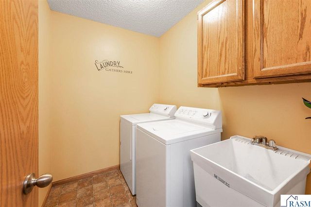 14879 Brenner Ct, Rosemount, MN 55068
