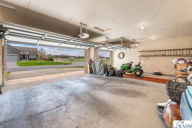 14879 Brenner Ct, Rosemount, MN 55068