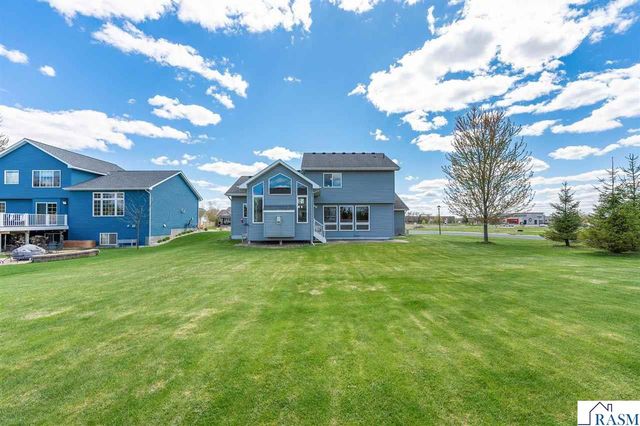 14879 Brenner Ct, Rosemount, MN 55068