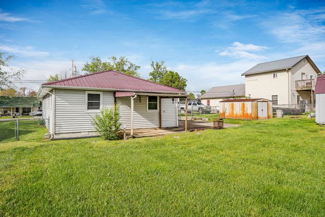 205 E 16th St, Cookeville, TN 38501
