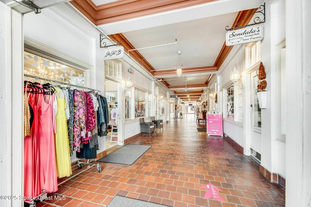 909 E New Haven Avenue, Melbourne, FL 32901