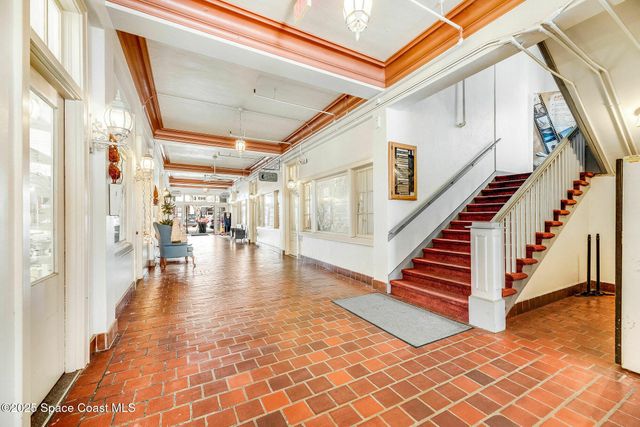 909 E New Haven Avenue, Melbourne, FL 32901