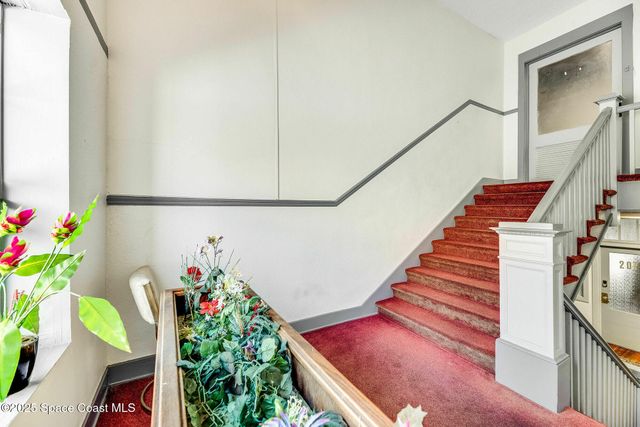 909 E New Haven Avenue, Melbourne, FL 32901