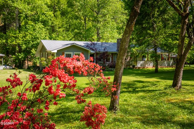 4527 E Scenic Drive, Gatlinburg, TN 37738