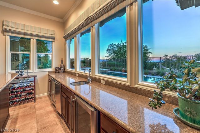 24 CROSS RIDGE Street, Las Vegas, NV 89135