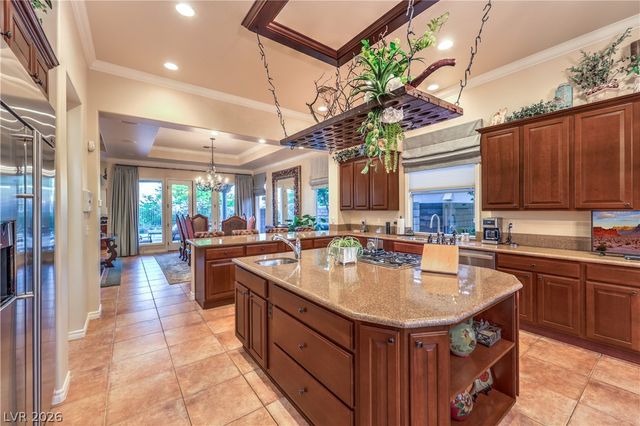 24 CROSS RIDGE Street, Las Vegas, NV 89135