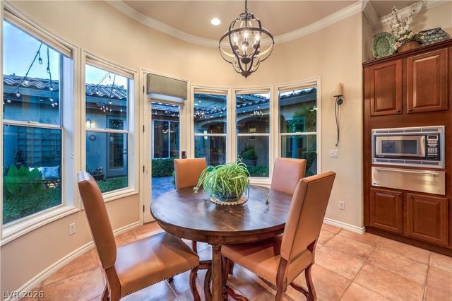 24 CROSS RIDGE Street, Las Vegas, NV 89135
