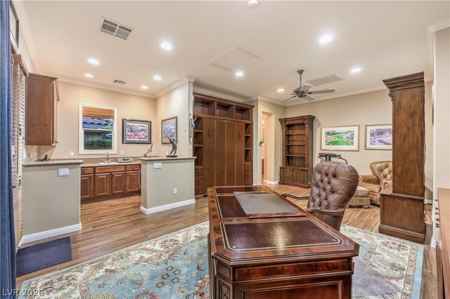 24 CROSS RIDGE Street, Las Vegas, NV 89135