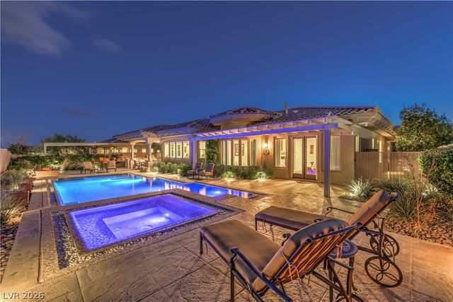24 CROSS RIDGE Street, Las Vegas, NV 89135