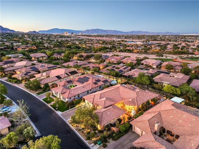 24 CROSS RIDGE Street, Las Vegas, NV 89135