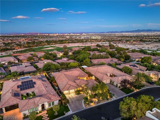 24 CROSS RIDGE Street, Las Vegas, NV 89135