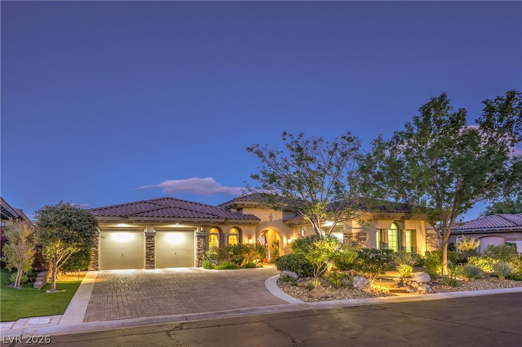 24 CROSS RIDGE Street, Las Vegas, NV 89135 — photo 2