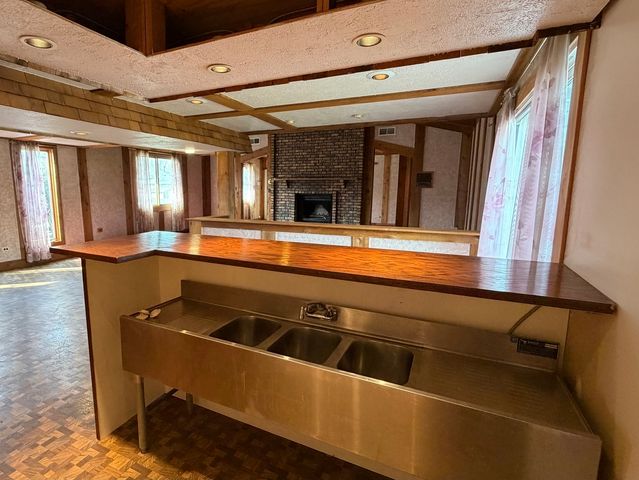 12747 S 81st Court, Palos Park, IL 60464