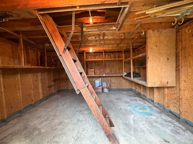 12747 S 81st Court, Palos Park, IL 60464