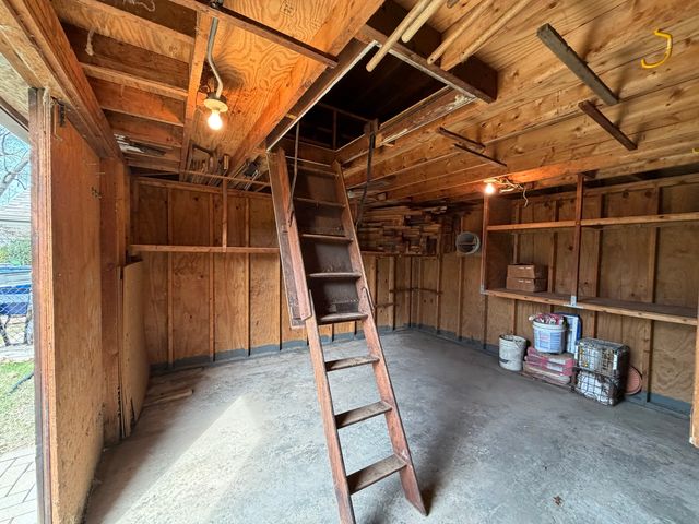 12747 S 81st Court, Palos Park, IL 60464