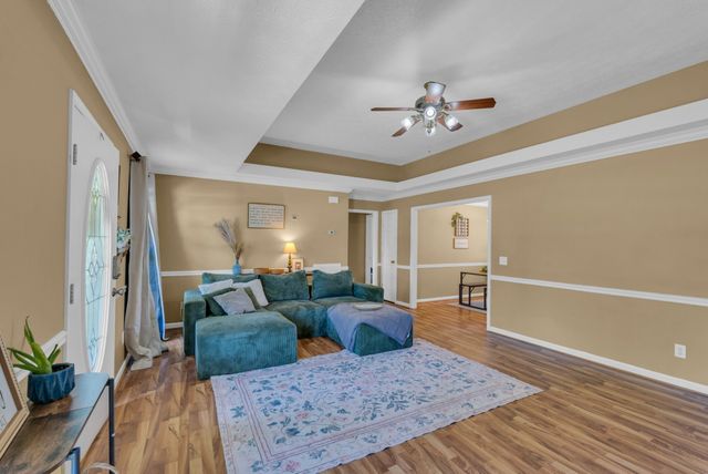 145 Greenwood Dr, Smithville, TN 37166