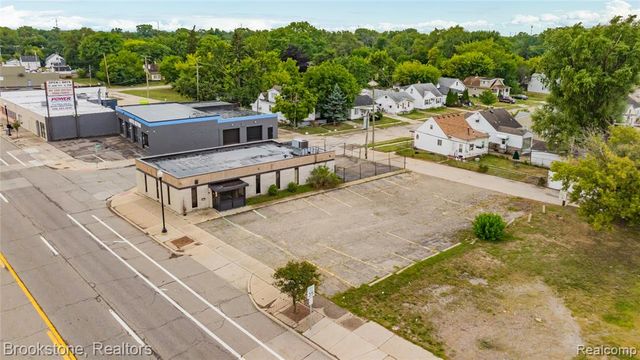 21511 Van Dyke Avenue, Warren, MI 48089