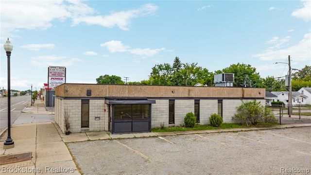 21511 Van Dyke Avenue, Warren, MI 48089