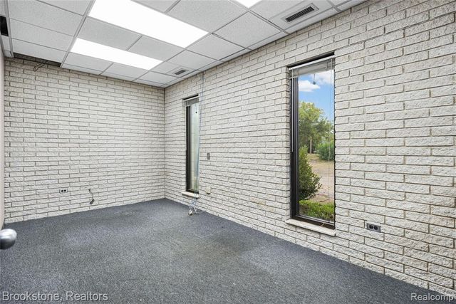21511 Van Dyke Avenue, Warren, MI 48089