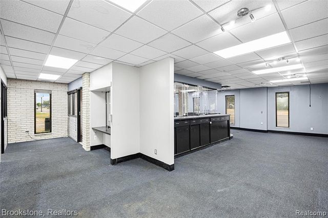 21511 Van Dyke Avenue, Warren, MI 48089