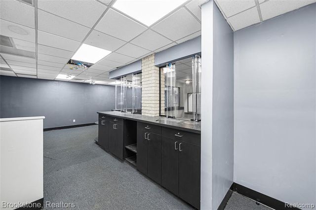 21511 Van Dyke Avenue, Warren, MI 48089