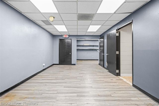 21511 Van Dyke Avenue, Warren, MI 48089