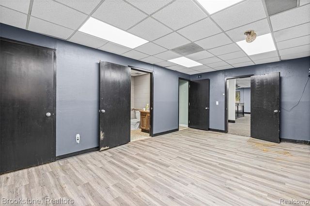 21511 Van Dyke Avenue, Warren, MI 48089