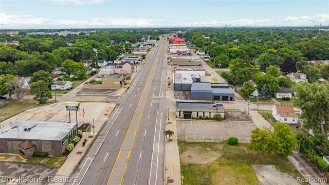 21511 Van Dyke Avenue, Warren, MI 48089
