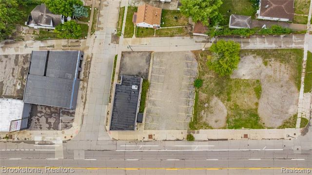 21511 Van Dyke Avenue, Warren, MI 48089