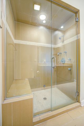 2730 N Ashland Avenue 306, Chicago, IL 60614