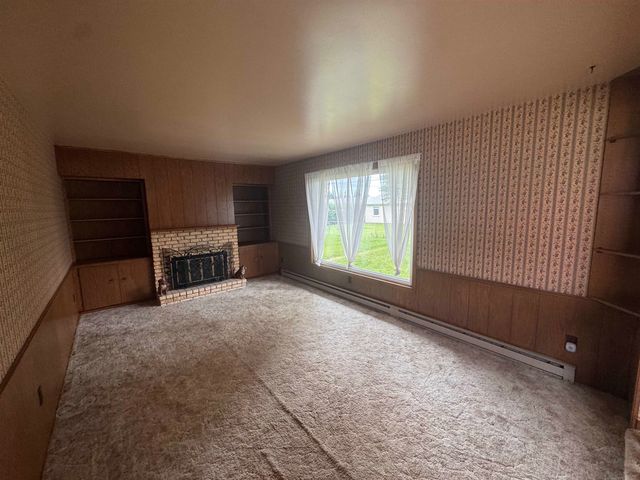 1820 SW 5th St, Minot, ND 58701