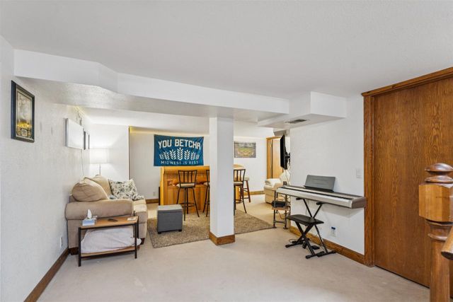 1612 N HARRIMAN STREET, Appleton, WI 54911