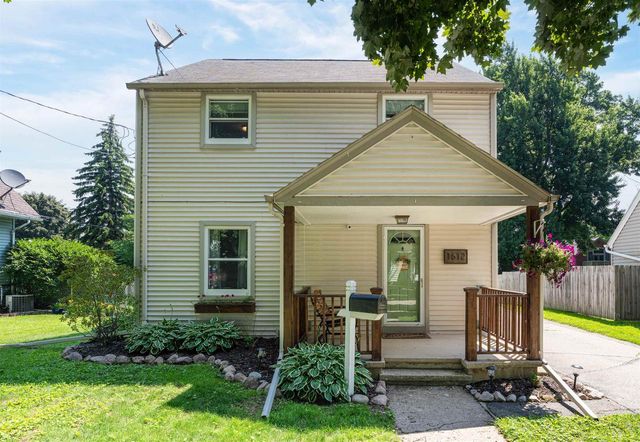 1612 N HARRIMAN STREET, Appleton, WI 54911