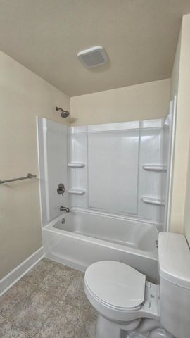 1801 W Oakland Avenue, Sumter, SC 29150