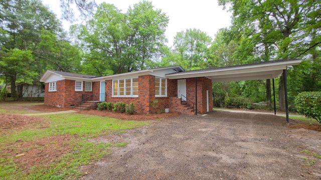 1801 W Oakland Avenue, Sumter, SC 29150