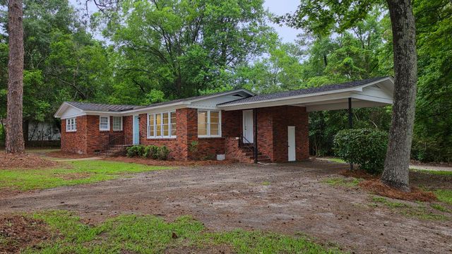 1801 W Oakland Avenue, Sumter, SC 29150