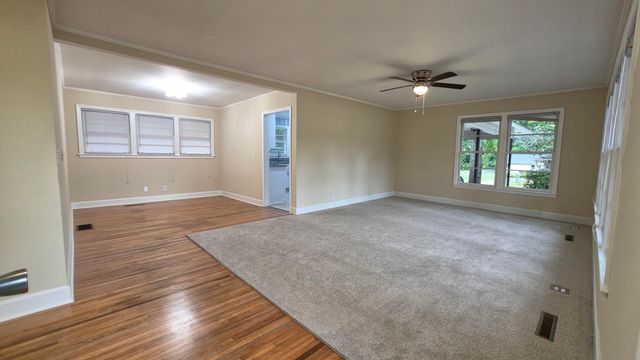 1801 W Oakland Avenue, Sumter, SC 29150