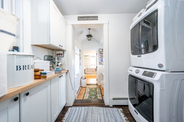 41 Center St, Dennis, MA 02639