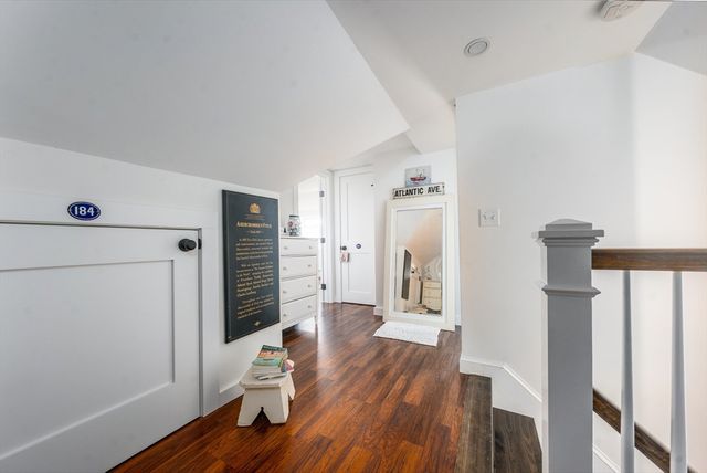 41 Center St, Dennis, MA 02639