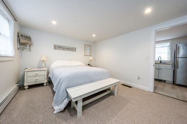 41 Center St, Dennis, MA 02639